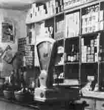 Lebensmittelladen Schwarz - 1944
