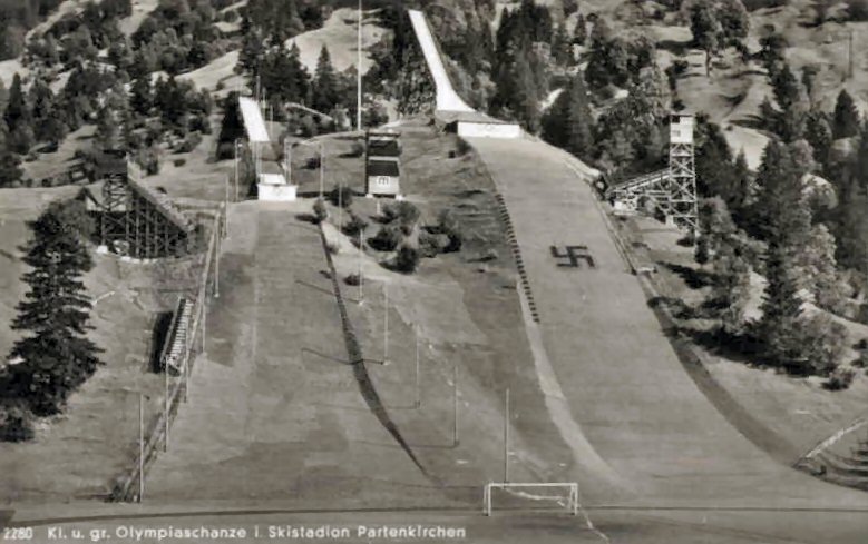 Skistadion im vorolympischen Sommer 1935